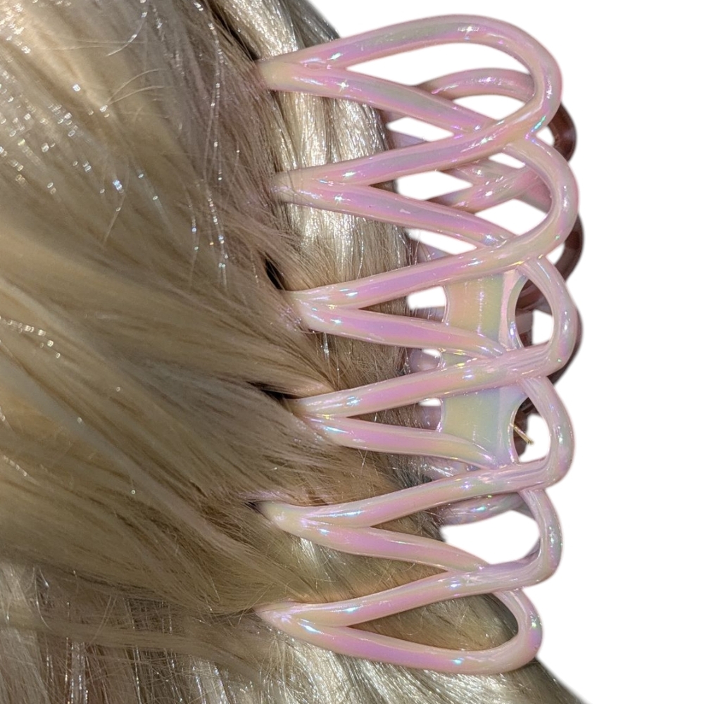 🌞 3 / $15 Iridescent Hair Clip